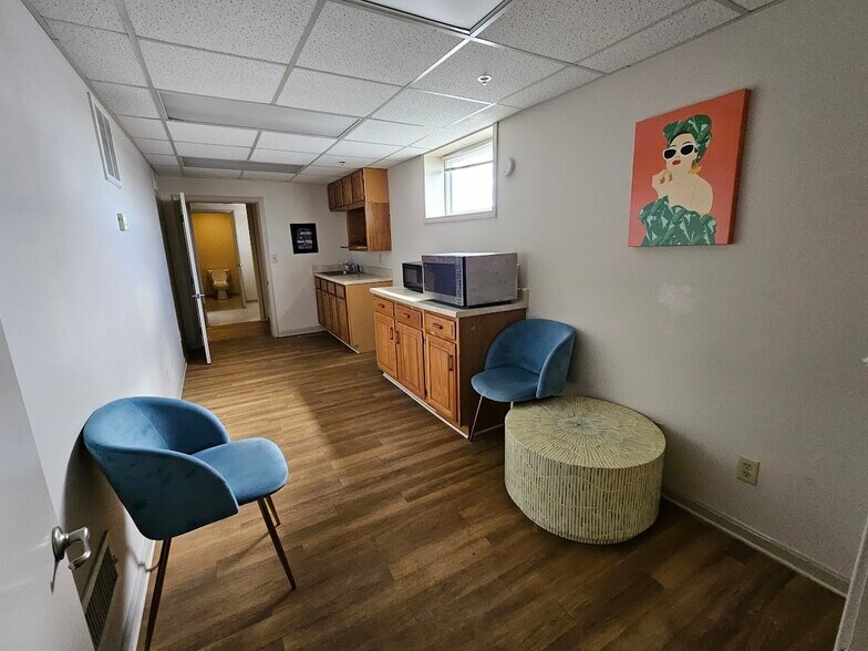 More Photos Of 501 NW 4th St, Evansville Industrial For Sale