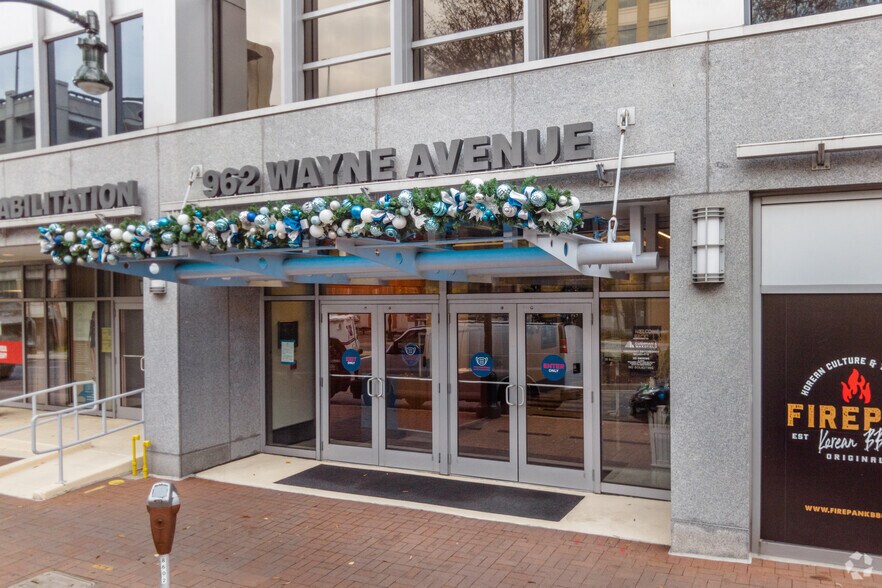 More Photos Of 962 Wayne Ave, Silver Spring Office For Lease