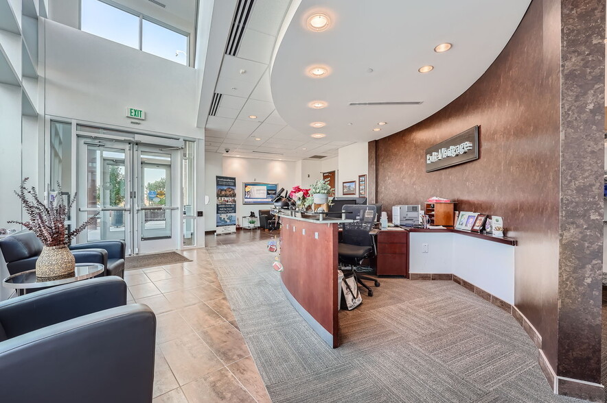 More Photos Of 7390 S Iola St, Englewood Office For Lease