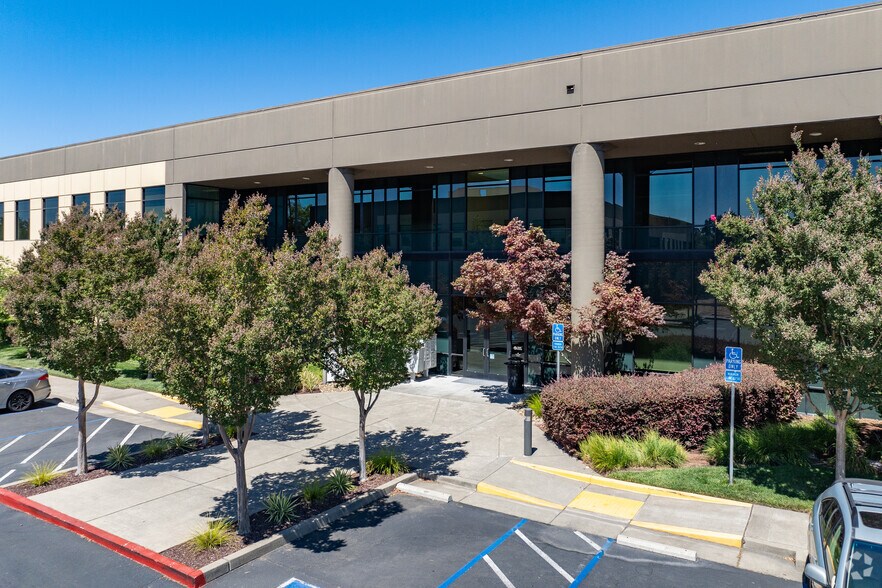More Photos Of 3843 Brickway Blvd, Santa Rosa Office For Lease