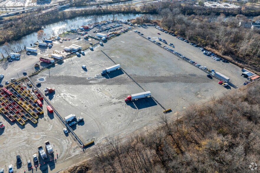 More Photos Of 1435 River Ave, Camden Land For Lease
