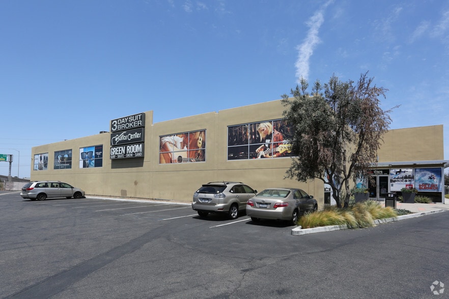 More Photos Of 18349-18375 Euclid St, Fountain Valley Storefront For Sale