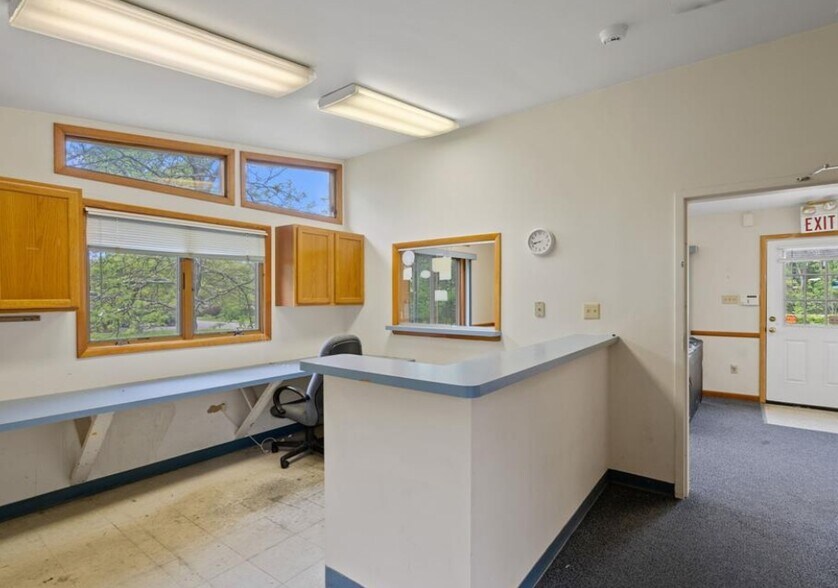 More Photos Of , Montgomery Office For Sale
