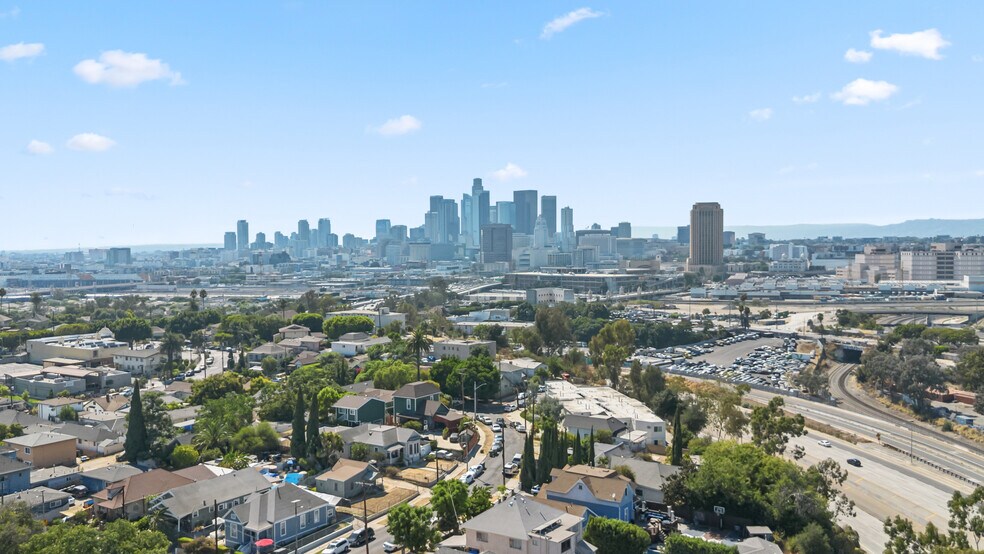 More Photos Of 716 Echandia St, Los Angeles Apartments For Sale