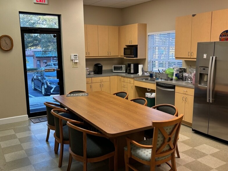 More Photos Of 570 Rinehart Rd, Lake Mary Office For Sale