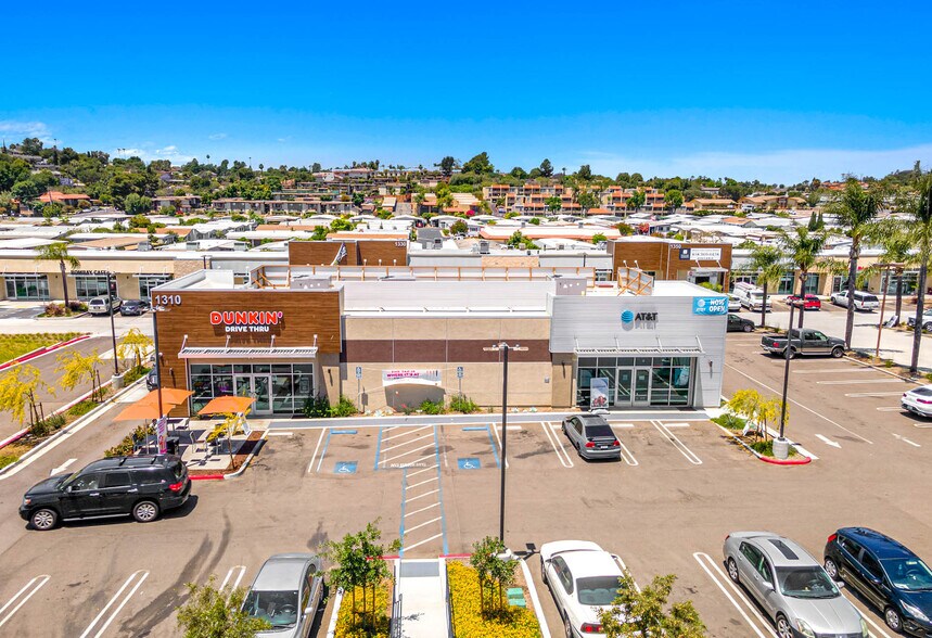 Primary Photo Of 1310 E Vista Way, Vista Fast Food For Lease