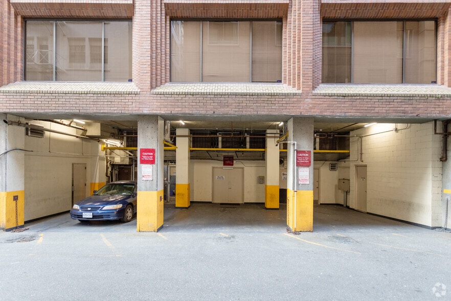 More Photos Of 815 Hastings St, Vancouver Office For Lease