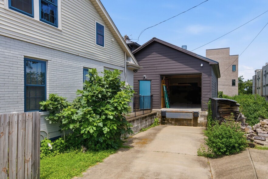 More Photos Of 2606 Westwood Dr, Nashville Light Distribution For Sale