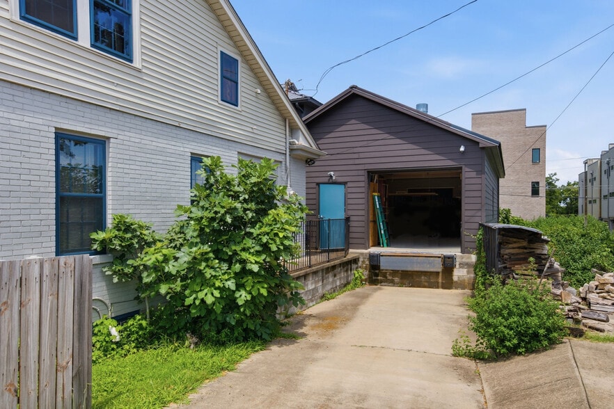 More Photos Of 2606 Westwood Dr, Nashville Light Distribution For Sale