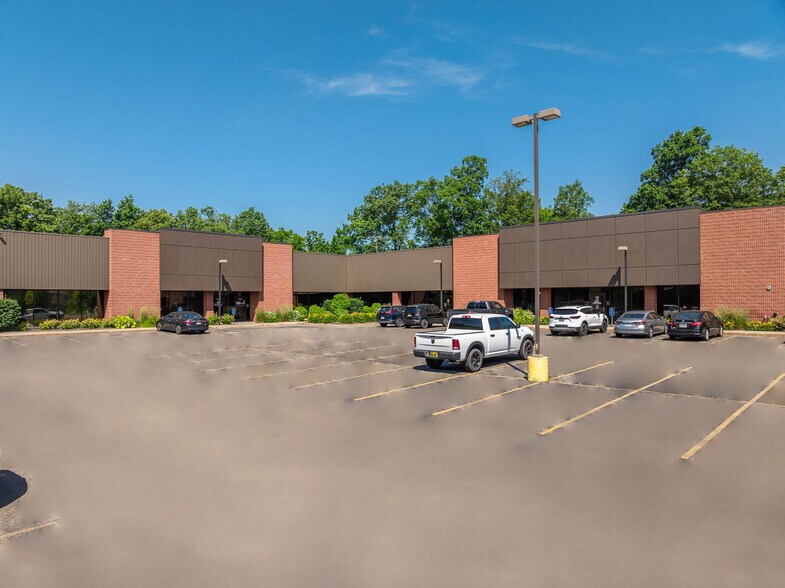 More Photos Of 590 Fishers Station Dr, Victor Medical For Lease