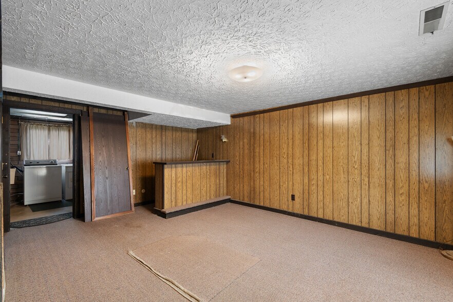 More Photos Of 4542 Camelot Cir, Uniontown Multifamily For Sale