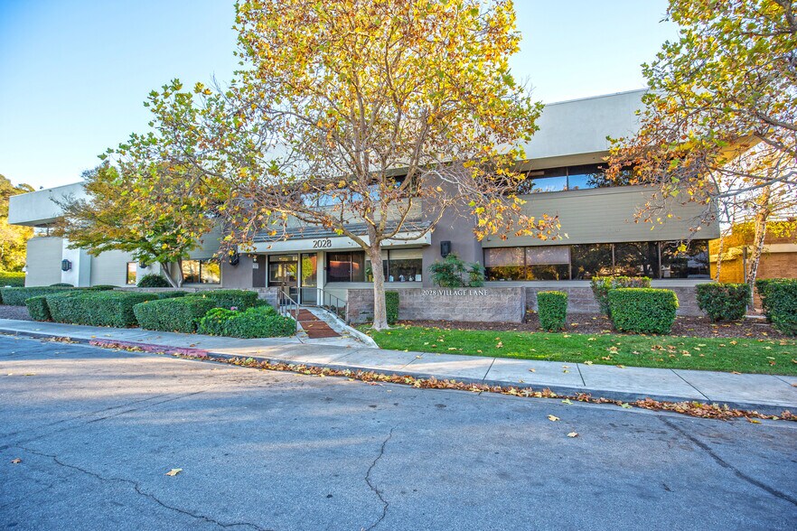 More Photos Of 2028 Village Ln, Solvang Medical For Lease