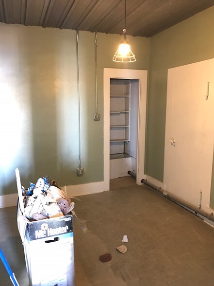 More Photos Of 903 Main St, Trenton Office Residential For Sale