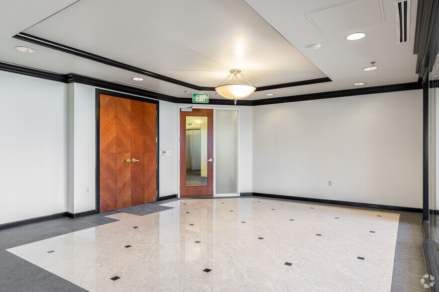 Photo of 5th Floor Ste 520