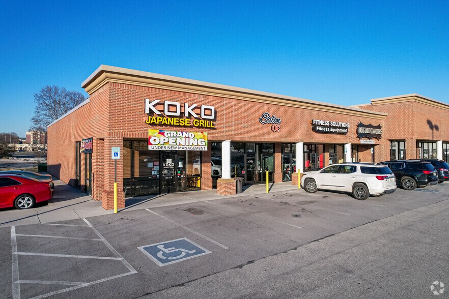 More Photos Of 106-180 N Peters Rd, Knoxville Unknown For Lease