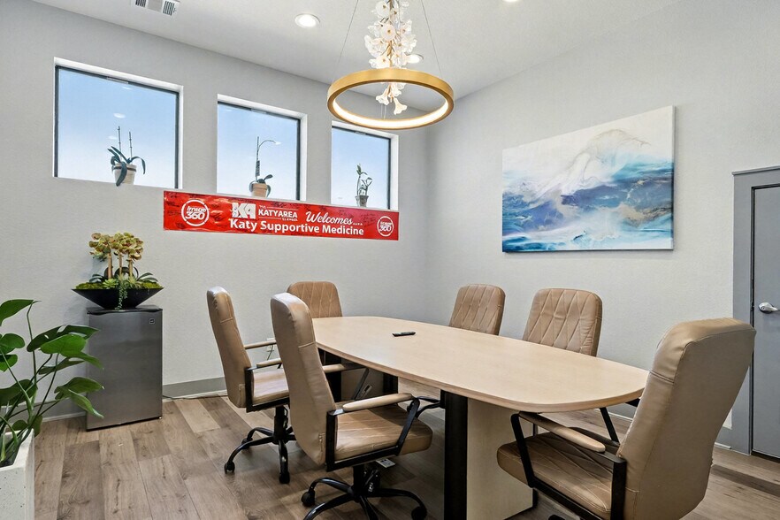 More Photos Of 205 Bella Katy Dr, Katy Medical For Lease