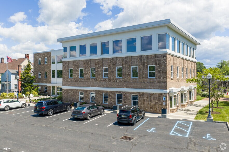 More Photos Of 175 South St, Morristown Medical For Lease