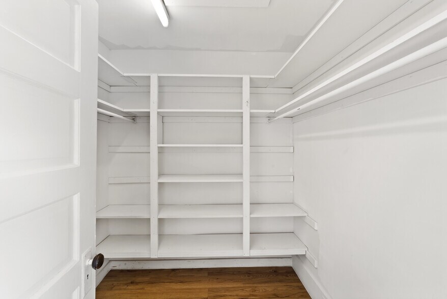 More Photos Of 579 Broadway Ave, Bedford Apartments For Sale