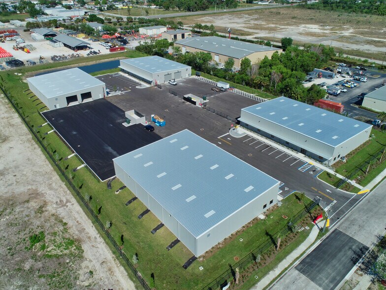 More Photos Of 2954 Van Buren St, Fort Myers Distribution For Sale