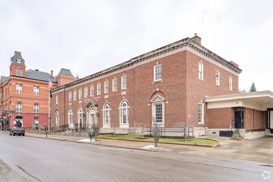 Primary Photo Of 210 W 3rd Ave, Warren Post Office For Lease