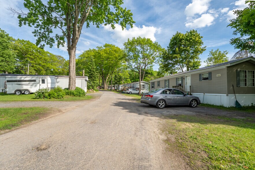 More Photos Of 962 State Highway 29A, Gloversville Manufactured Housing Mobile Home Park For Sale