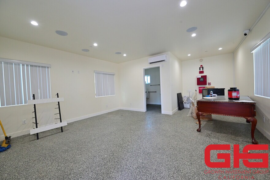 More Photos Of 4704 Florence Ave, Bell Apartments For Sale