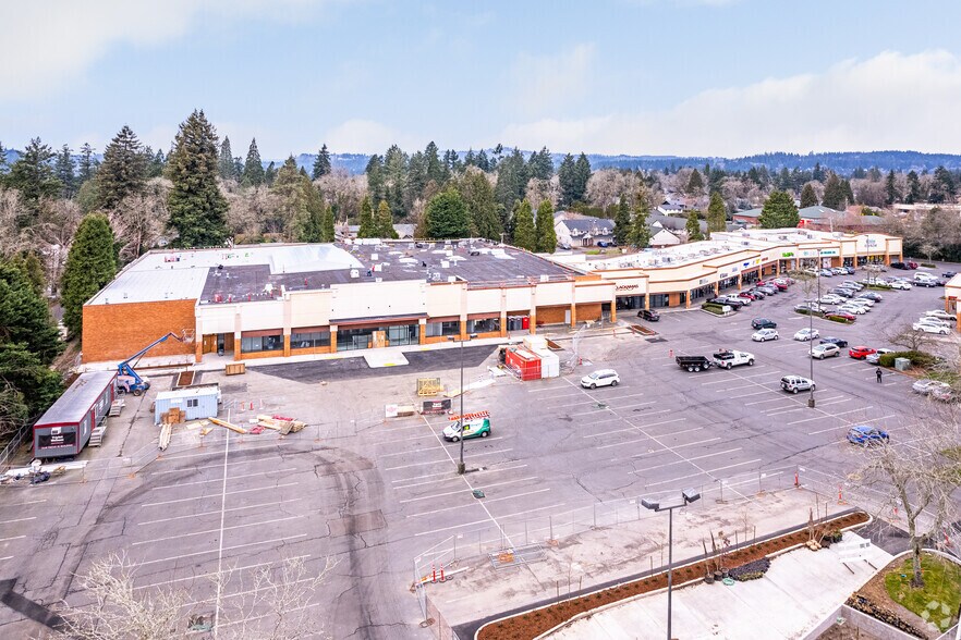 More Photos Of 15003-15121 SE McLoughlin Blvd, Milwaukie Storefront For Lease