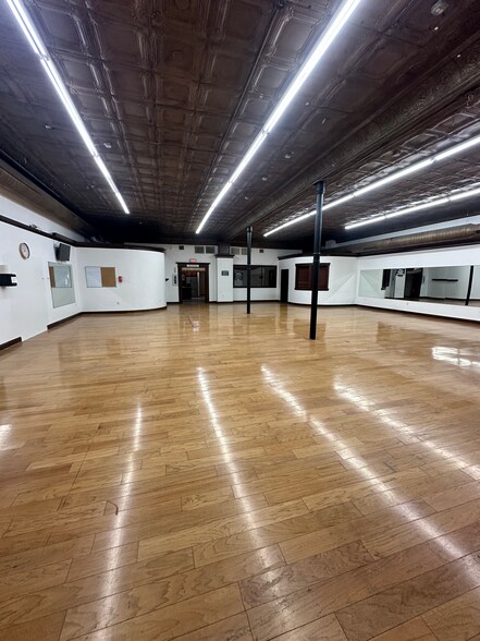 More Photos Of 309 N Main St, Kingfisher Freestanding For Sale