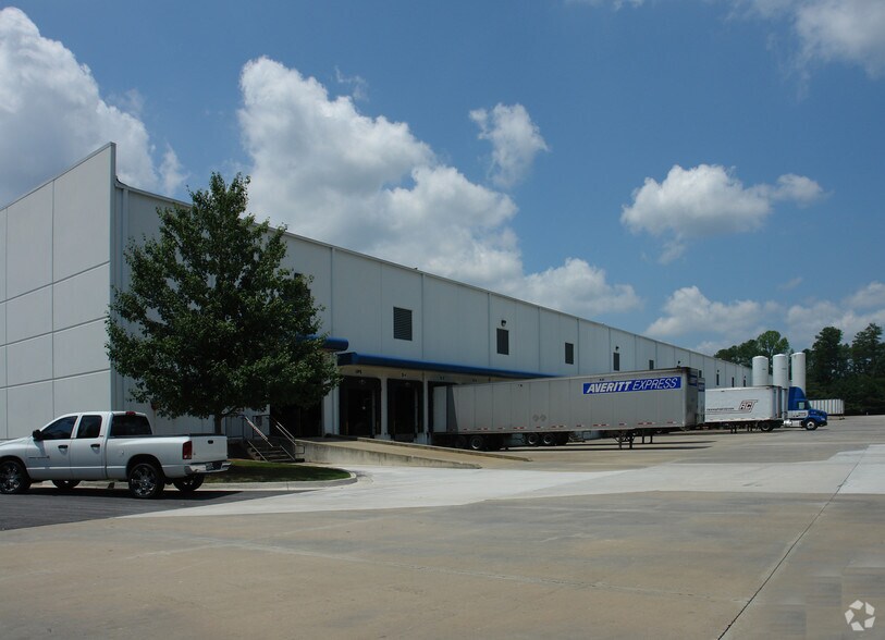 More Photos Of 120 Royal Woods Ct, Tucker Manufacturing For Lease