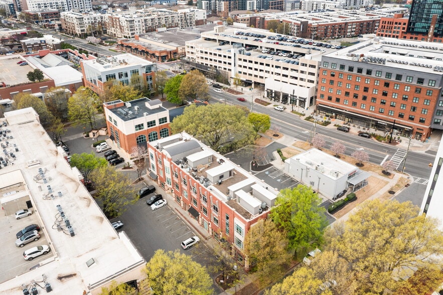 More Photos Of 2133 Southend Dr, Charlotte Apartments For Lease