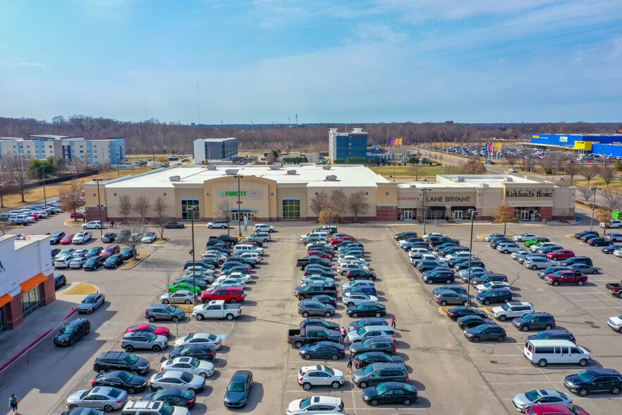 Primary Photo Of 2281 N Germantown Pky, Cordova Storefront For Sale