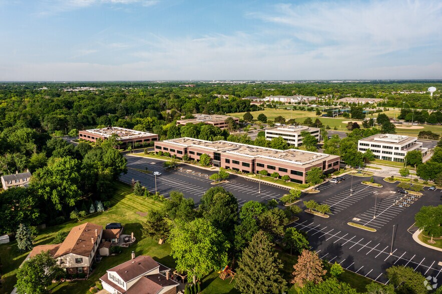 More Photos Of 1730 Park St, Naperville Office For Sale