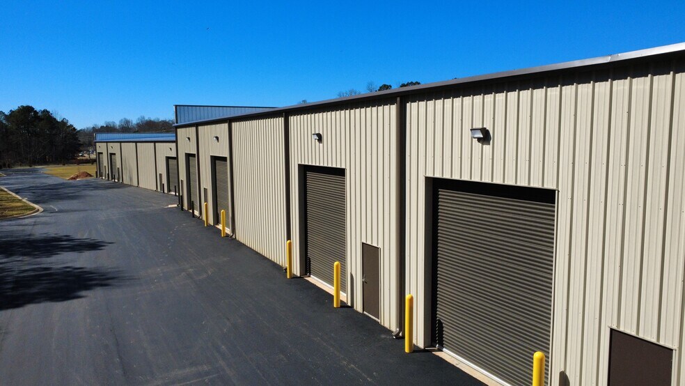 More Photos Of 4635 Atlanta Hwy, Flowery Branch Warehouse For Sale