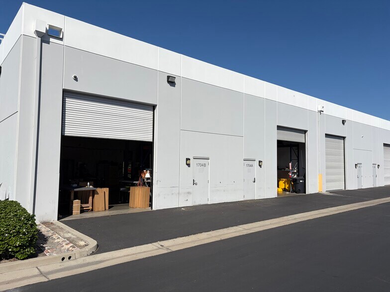 More Photos Of 1694-1704 Ord Way, Oceanside Warehouse For Sale