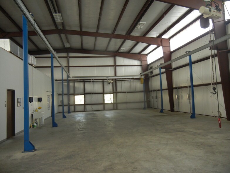 More Photos Of 501 Hickerson St, Conroe Unknown For Lease
