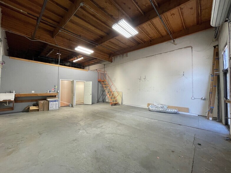 More Photos Of 1011-1021 Mason St, Vacaville Unknown For Lease