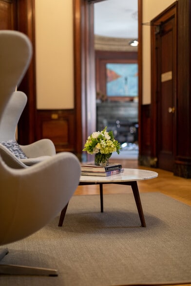 More Photos Of 6 E Eager St, Baltimore Office For Lease