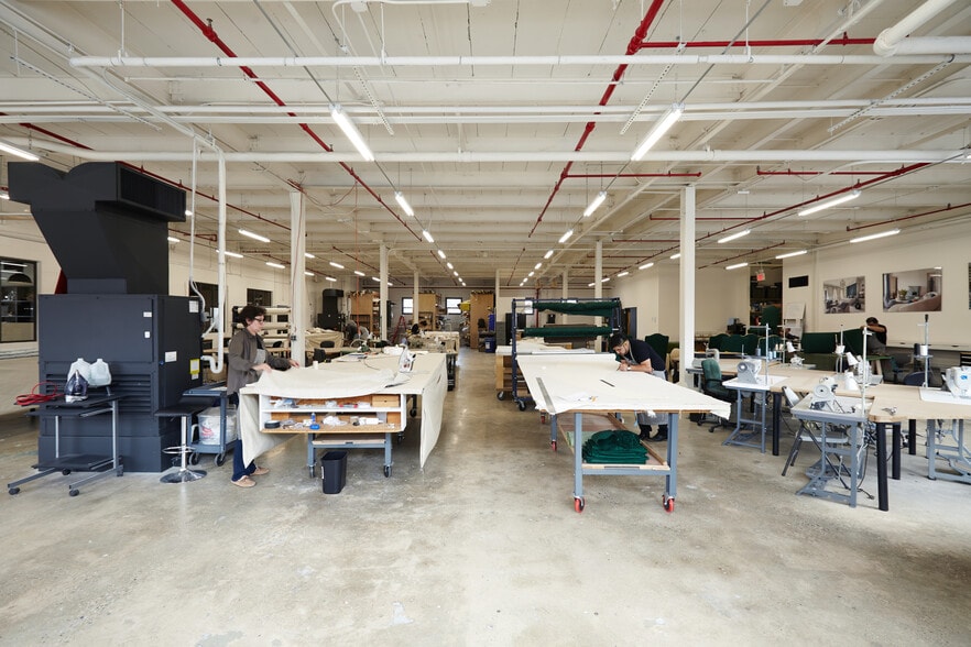 More Photos Of 4310 21st St, Long Island City Warehouse For Sale