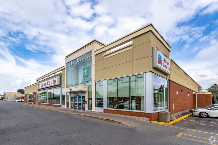 Primary Photo Of 75A-97 Boul D'anjou, Châteauguay Storefront For Lease