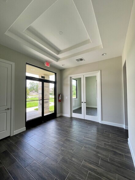 More Photos Of 4220 Cartwright Rd, Missouri City Medical For Sale