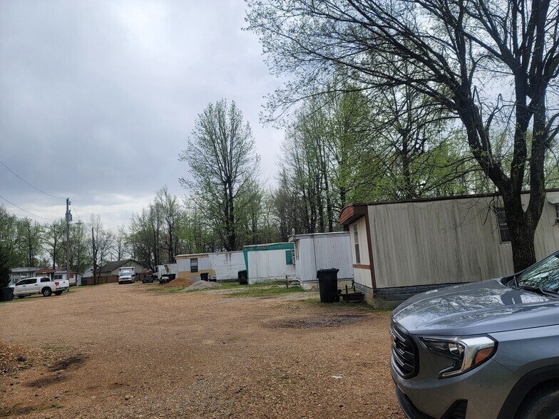 More Photos Of , Jonesboro Multifamily For Sale