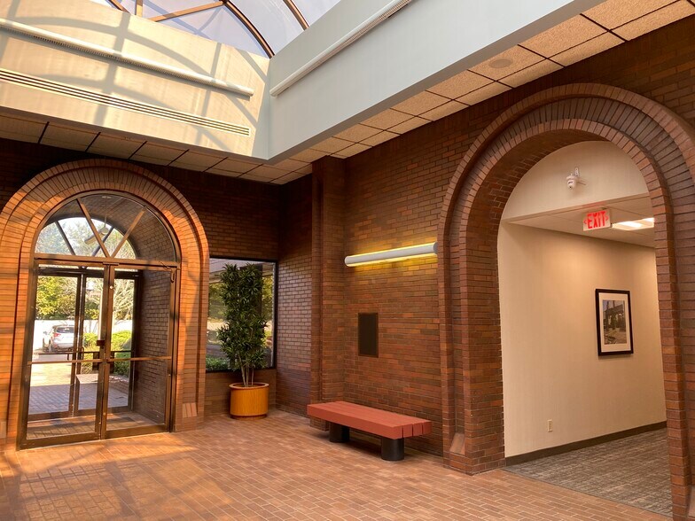 30 Jericho Executive Plz, Jericho, NY 11753 Office For Lease