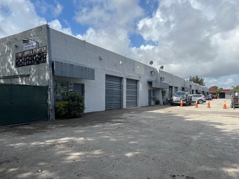 More Photos Of 1341-1359 NW 88th Ave, Miami Warehouse For Sale