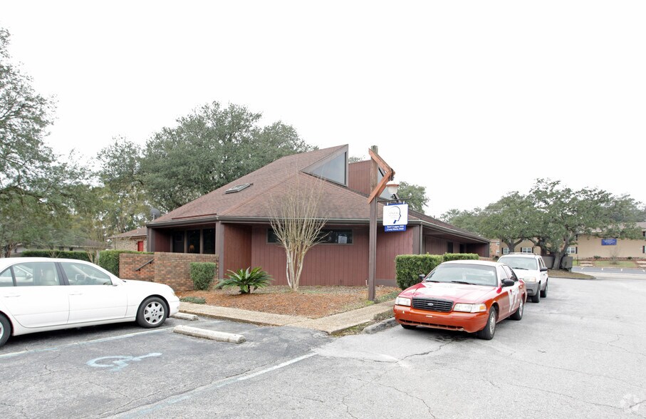 More Photos Of 4850 9th Ave, Pensacola Medical For Lease