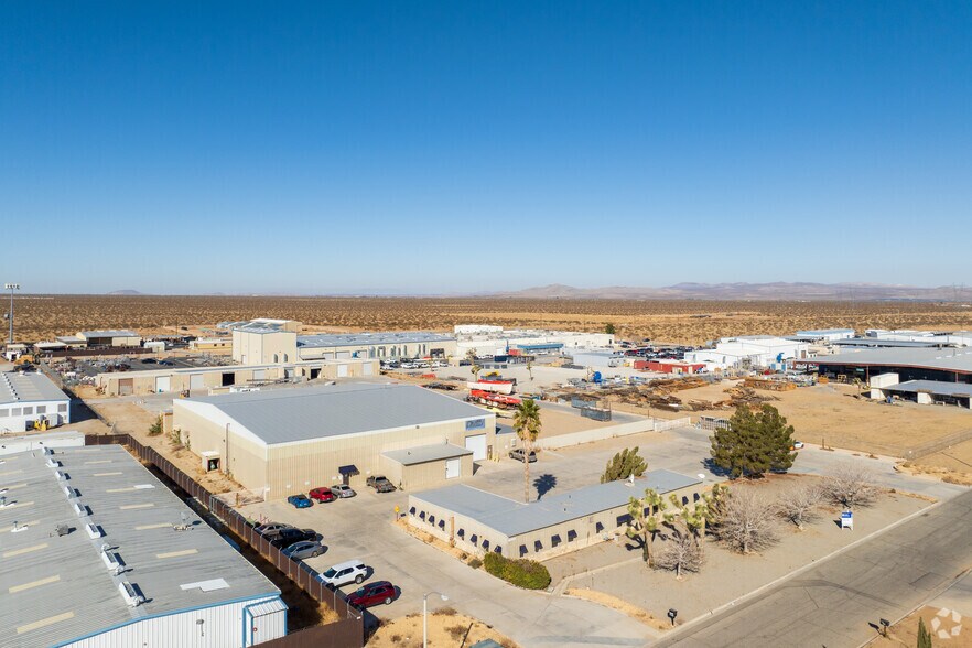 Primary Photo Of 17260 Muskrat Ave, Adelanto Warehouse For Sale
