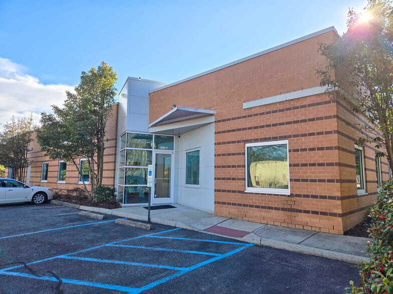 More Photos Of 5375 Henneman Dr, Norfolk Medical For Lease