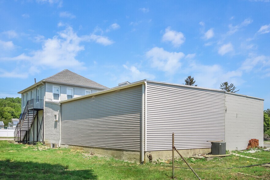 More Photos Of 2477 State Route 57, Stewartsville Storefront Retail Residential For Lease