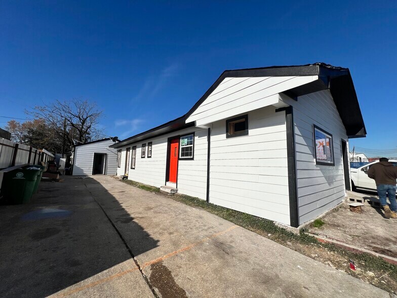 More Photos Of 1426 Telephone Rd, Houston Multifamily For Sale