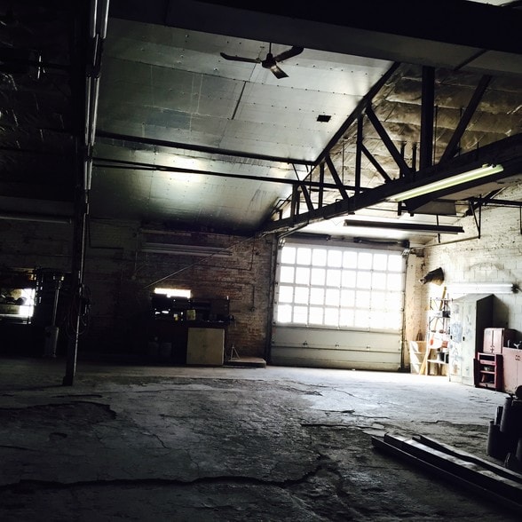 More Photos Of 401 Main St, Maywood Auto Repair For Sale