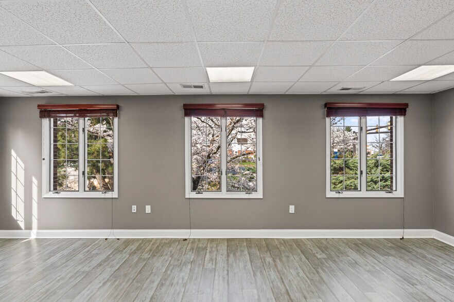 More Photos Of 11739-11741 Bowman Green Dr, Reston Office For Lease